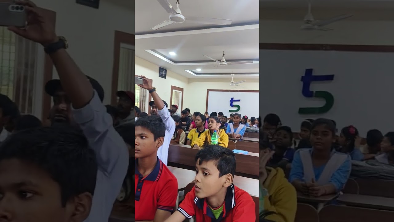 Song sang by Sargam 