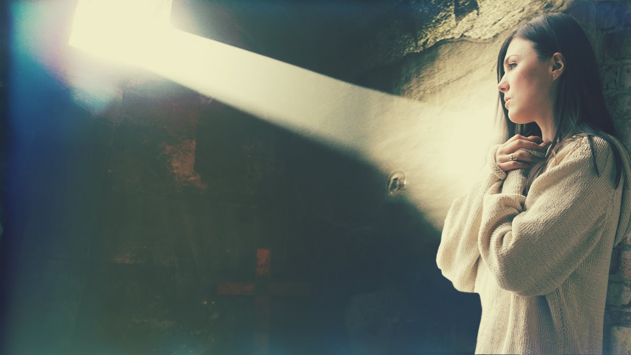 Paula Seling - Asa vorbeste Domnul slavei [Lyric Video]