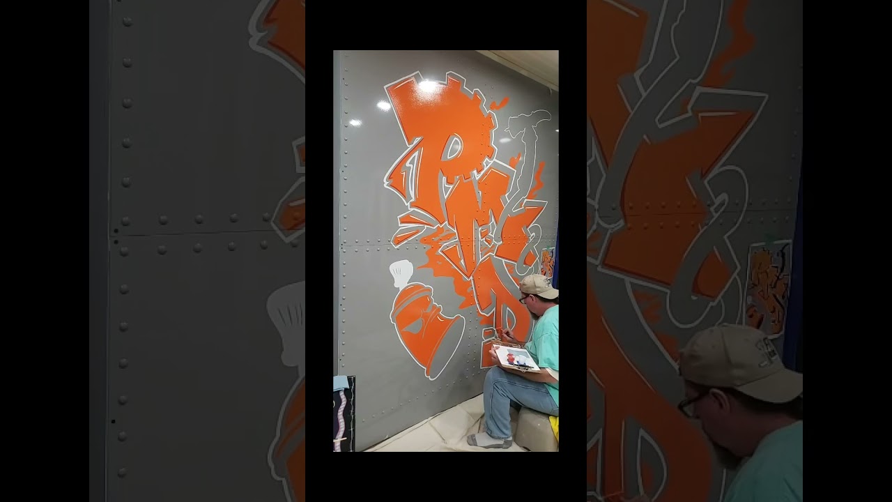 Working on a large logo 😎👍 #art #artist #handpainted #artwork #1shotpaint #pbjbrushes #kafkaquills