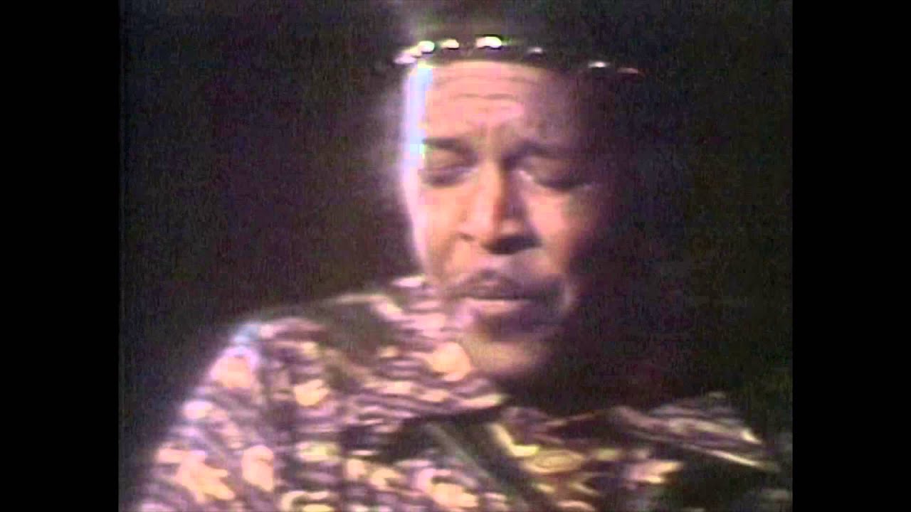 Lil' Buck Sinegal on playing holiday shows with Clifton Chenier & His Red Hot Louisiana Band