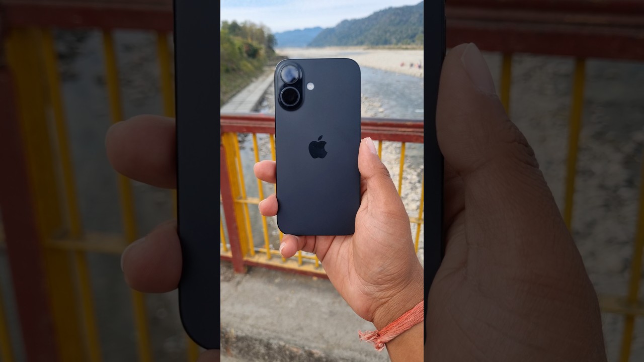 iPhone 16 Camera 0.5x vs 1x Photo