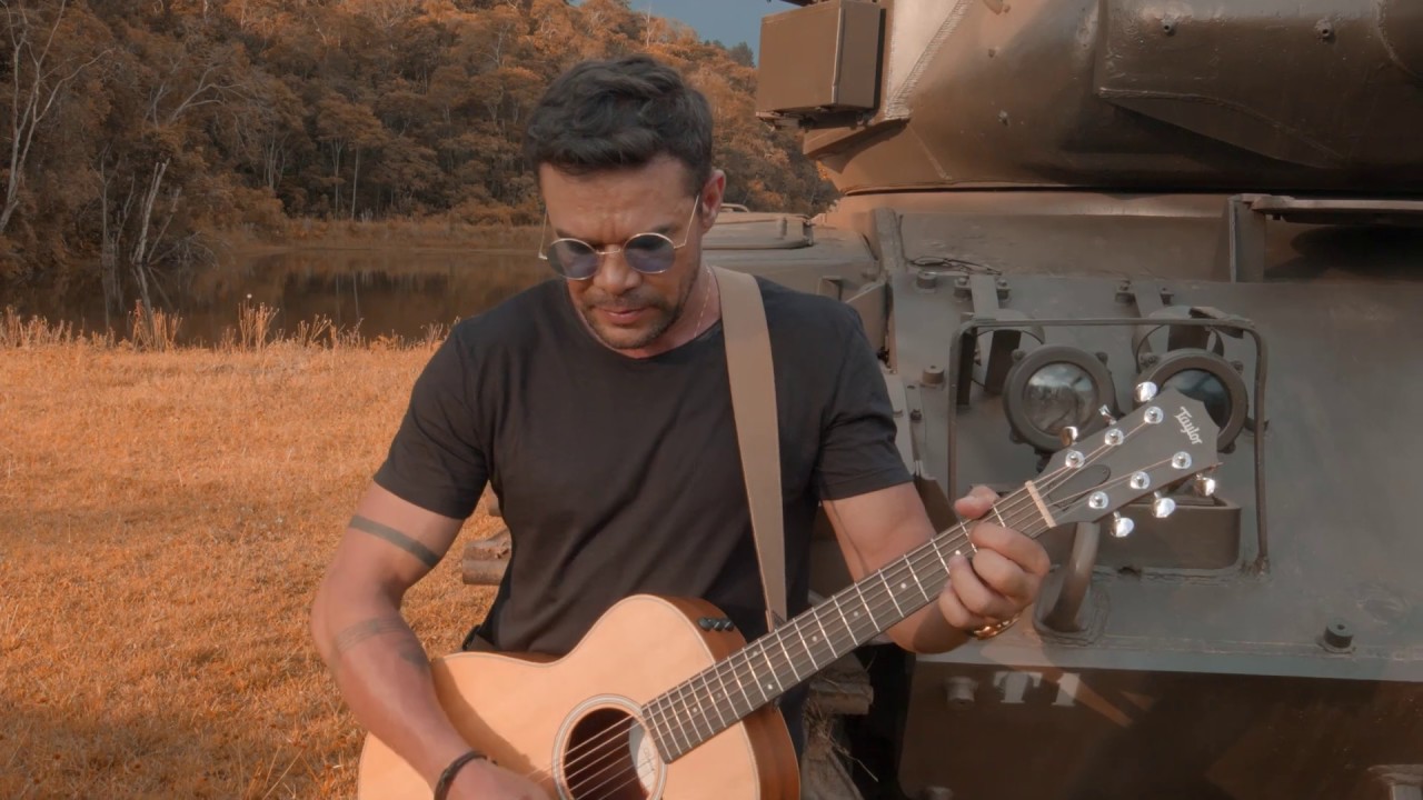 Felipe Duram - O Menino e o Sonho - DVD Guerra ao Desamor
