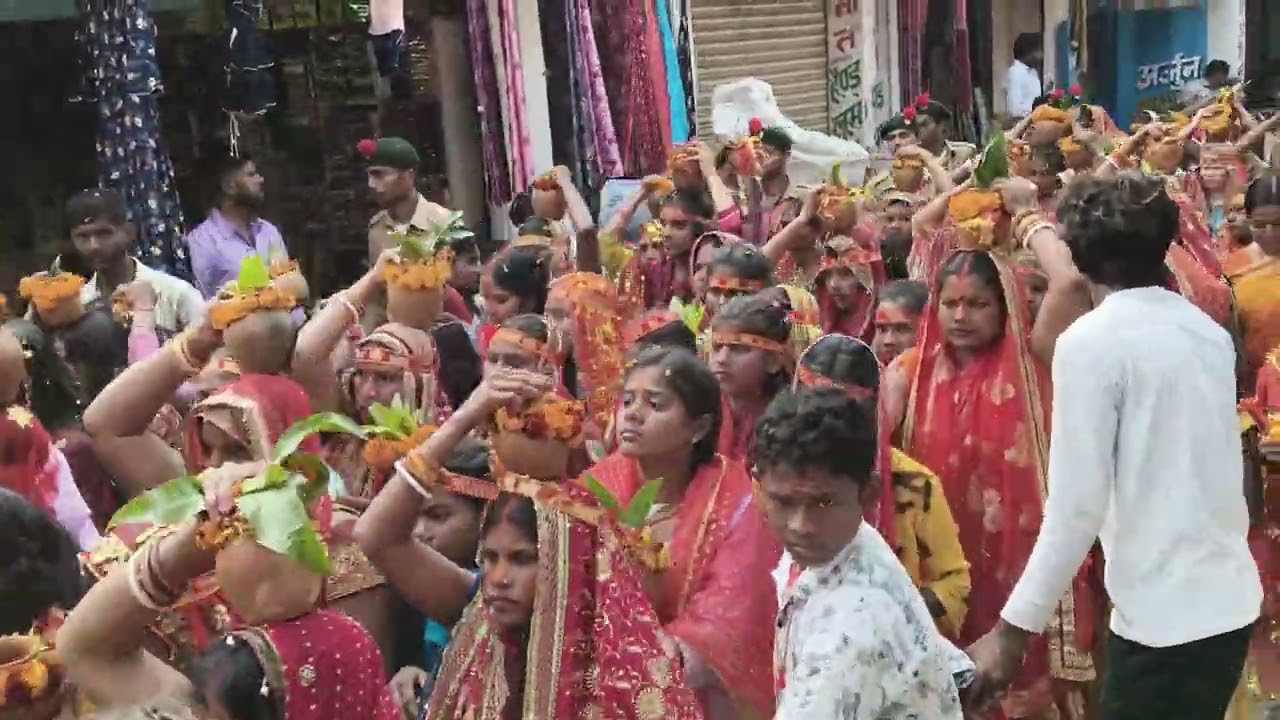 Lalganj bari durga ji 