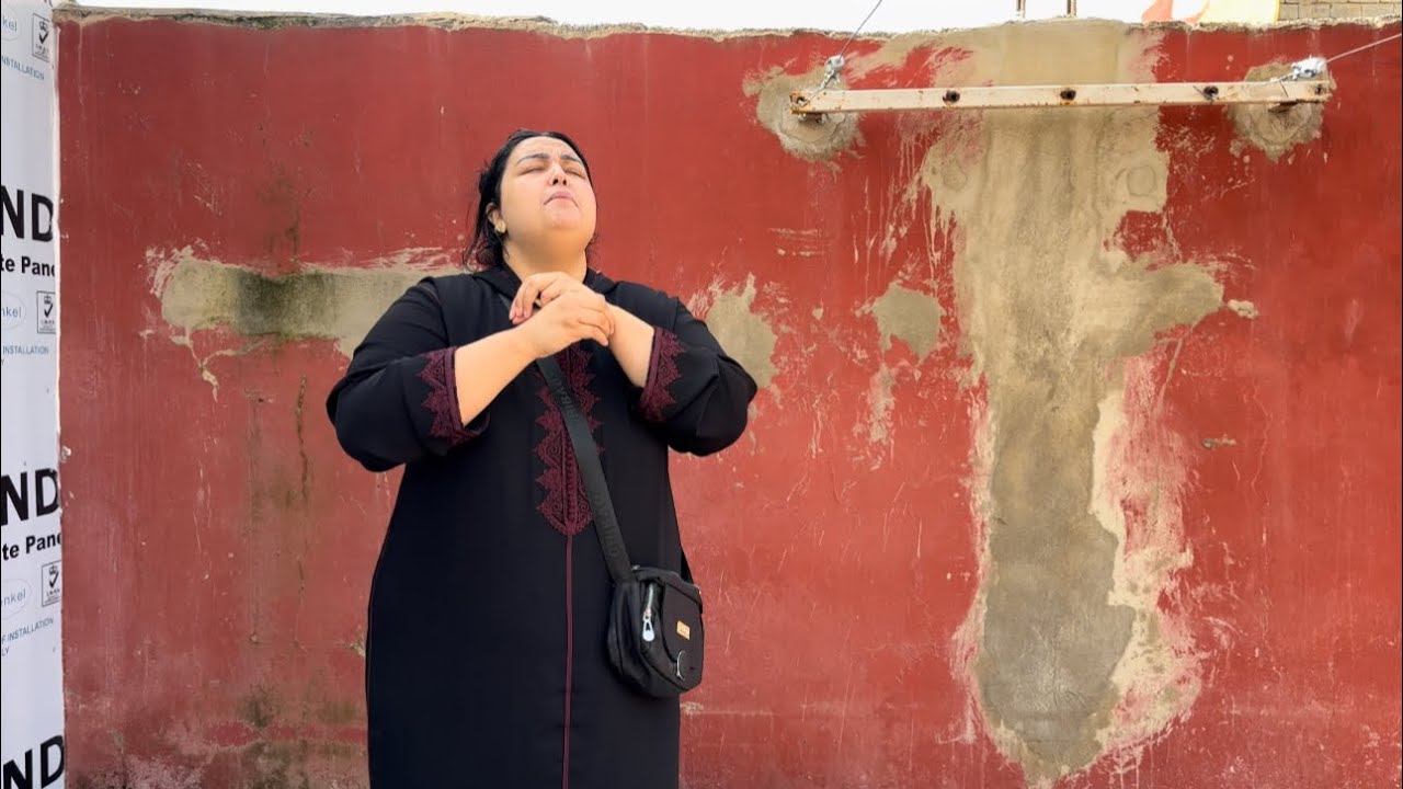 ياري سلامة قطو عليها رجليها بكيت حتى طاب قلبي موت 😭عفاكم وقفو فهدا حالة عمرني طلبتكم😭