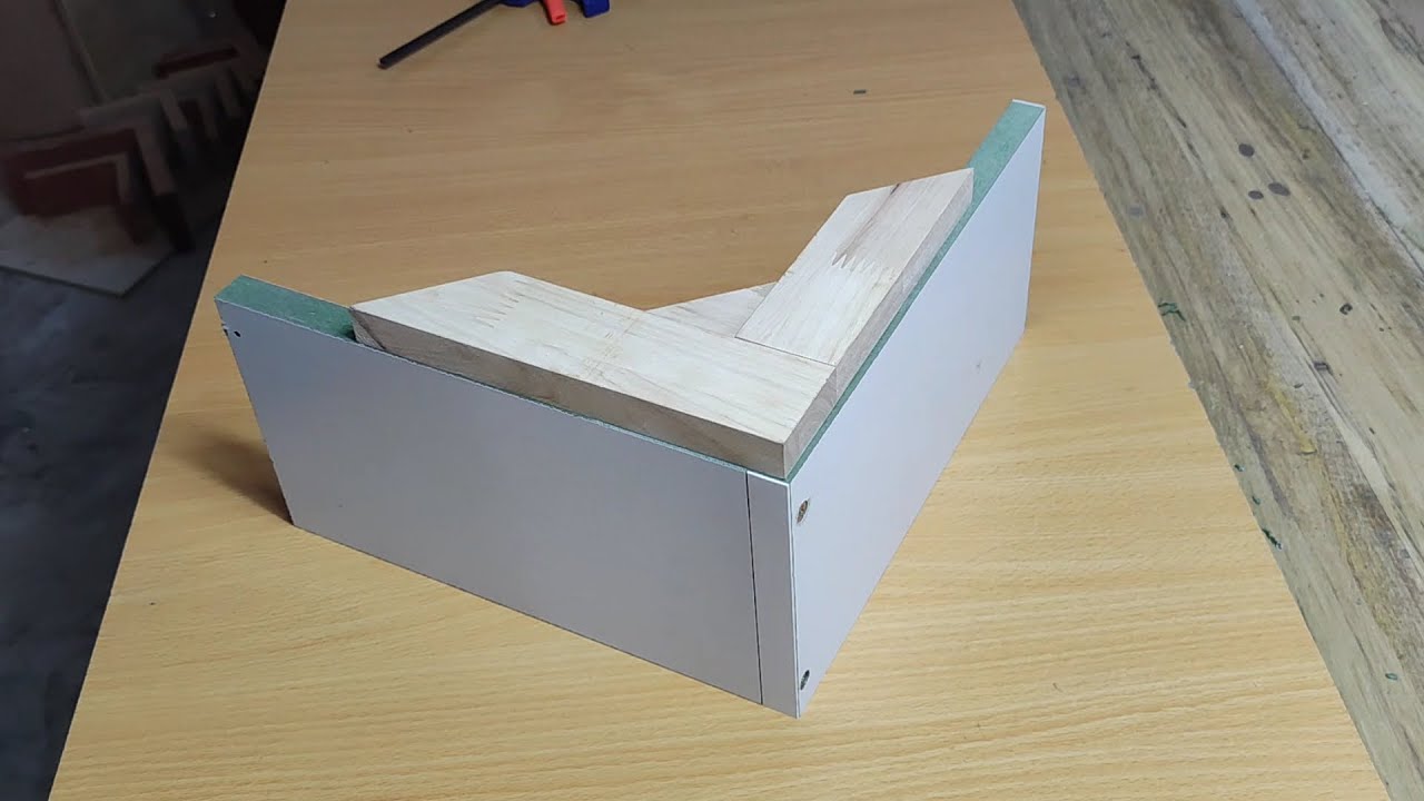 Perfect Corner Joints &ndash; Secrets from a Veteran Woodworker