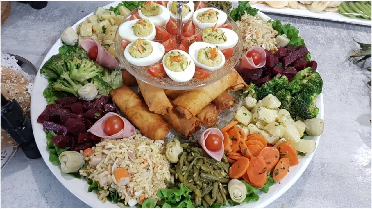 اشنو حضرت لضيافي سلطة مغربية راقية كتحمر لوجه بسيطة وإقتصادية (عراضة) Salade jardinière facile