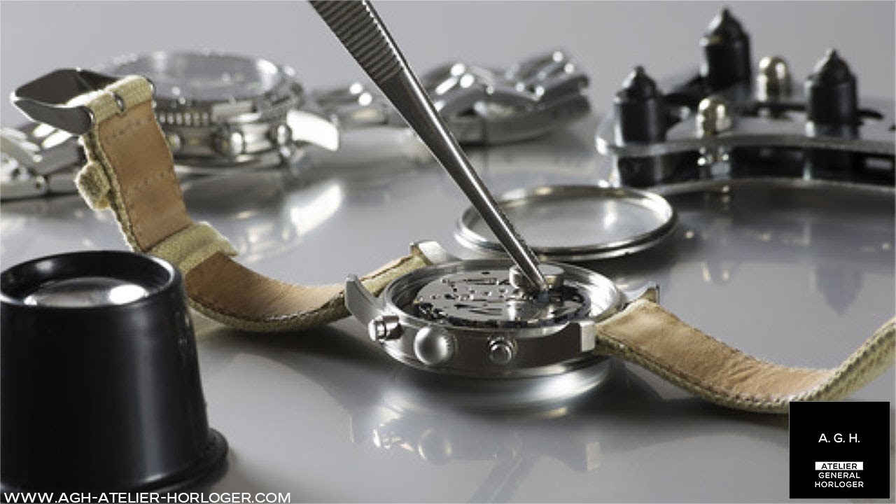 Changement de pile sur une montre à fond clipsé