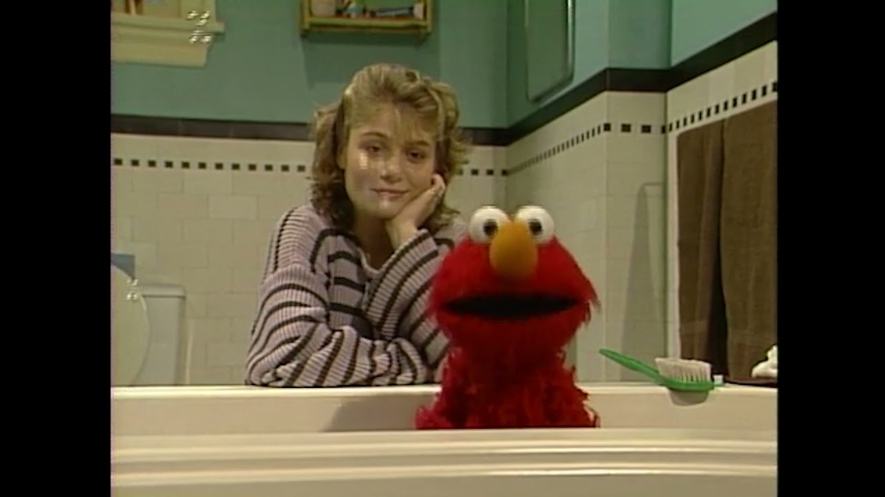 Sesame Street - Gina babysits Elmo
