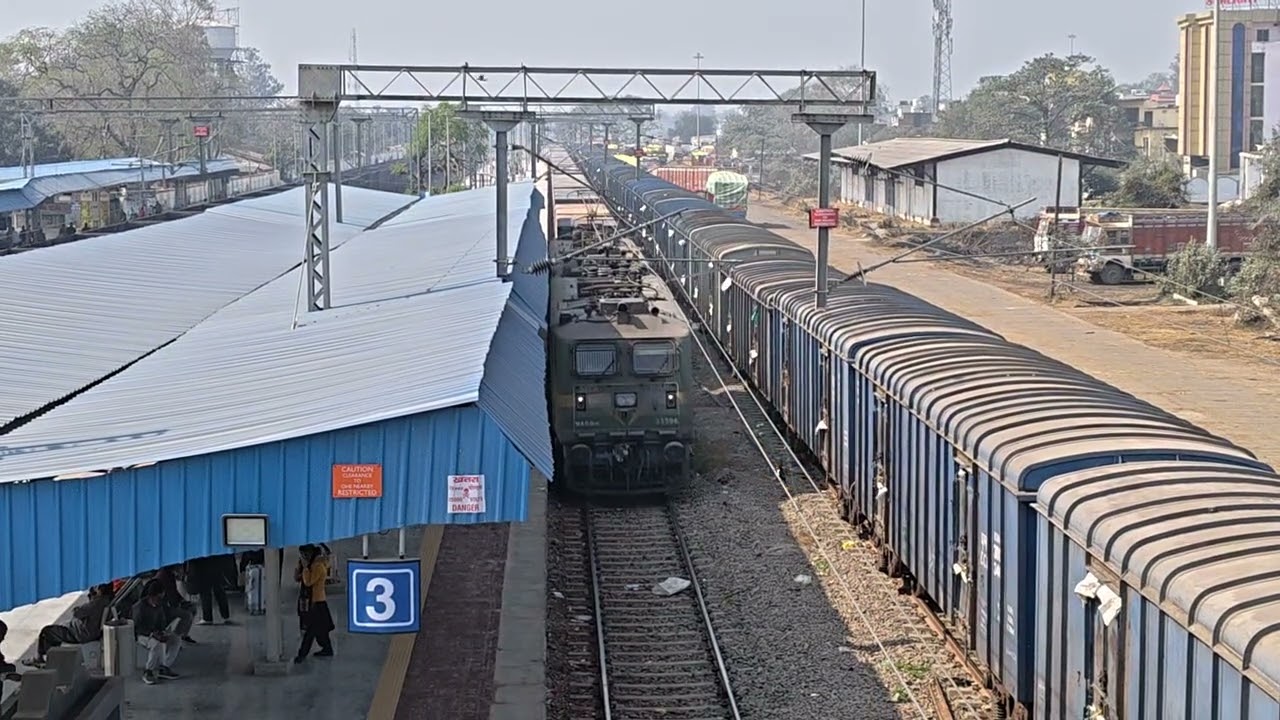 ♥️💫Khalilabad  #malgodam station 🚉#train #vlogger #vlog #khalilabad 