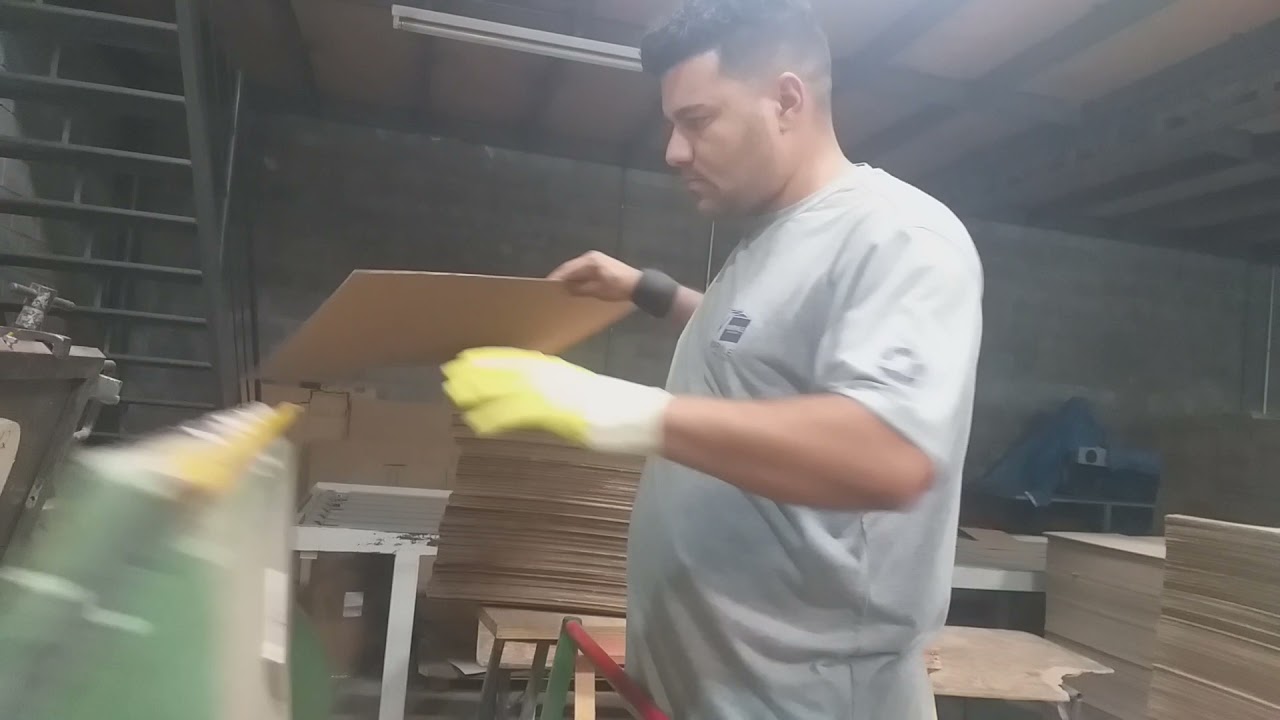operador de corte vinco boca de sapo...