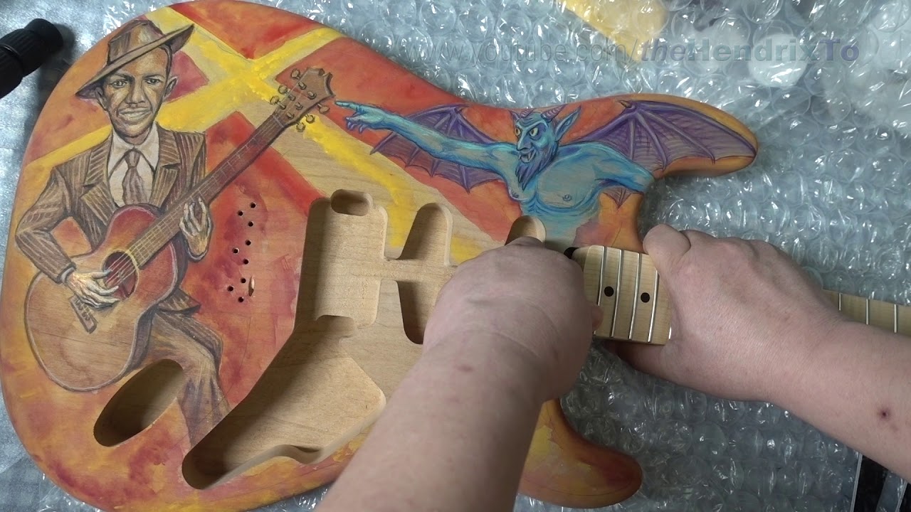 Musikraft neck Quartersawn Flame Maple unbox