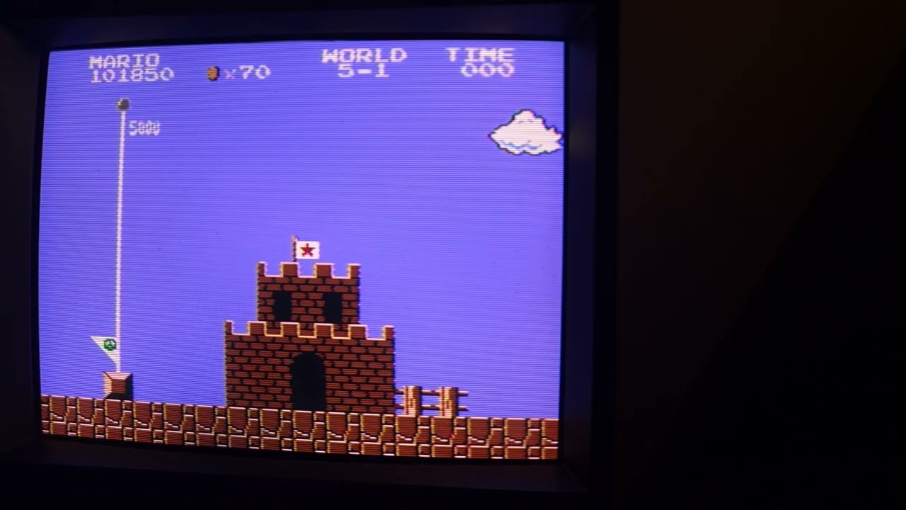 Super Mario Bros fête ses 40 ans 🎂🎮 (Famicom Gameplay)