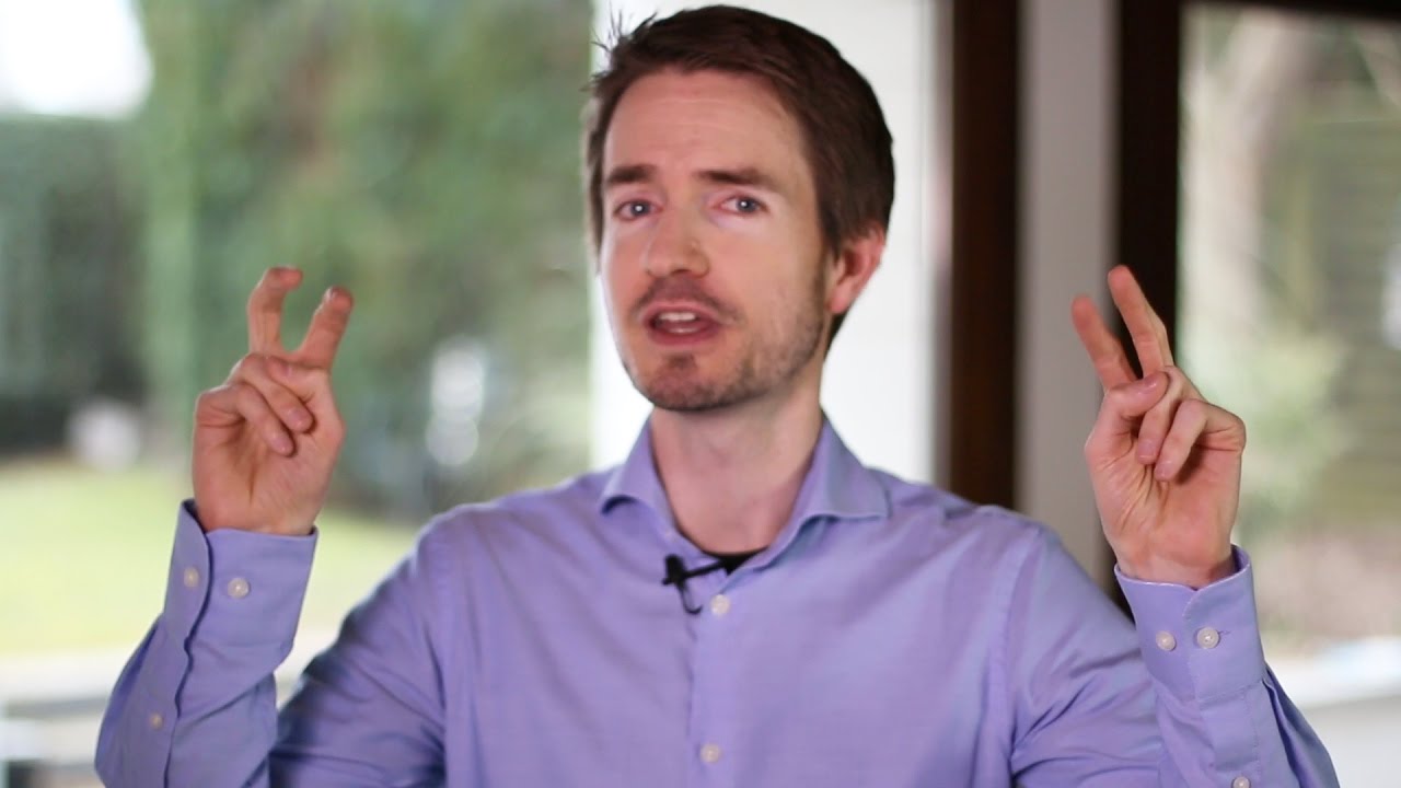 4 Signs that a Guy REALLY likes you - Brian Nox Best Selling Author