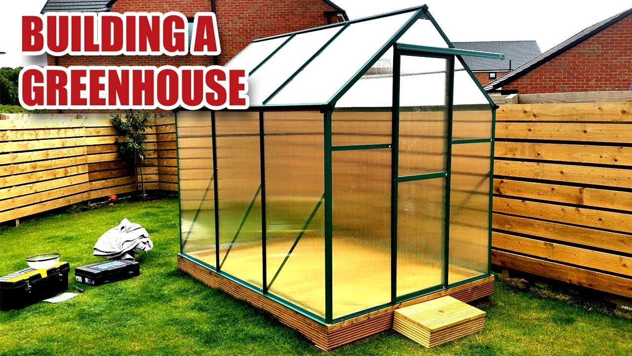 Building an Aluminium / Polycarbonate Greenhouse... it was windy!