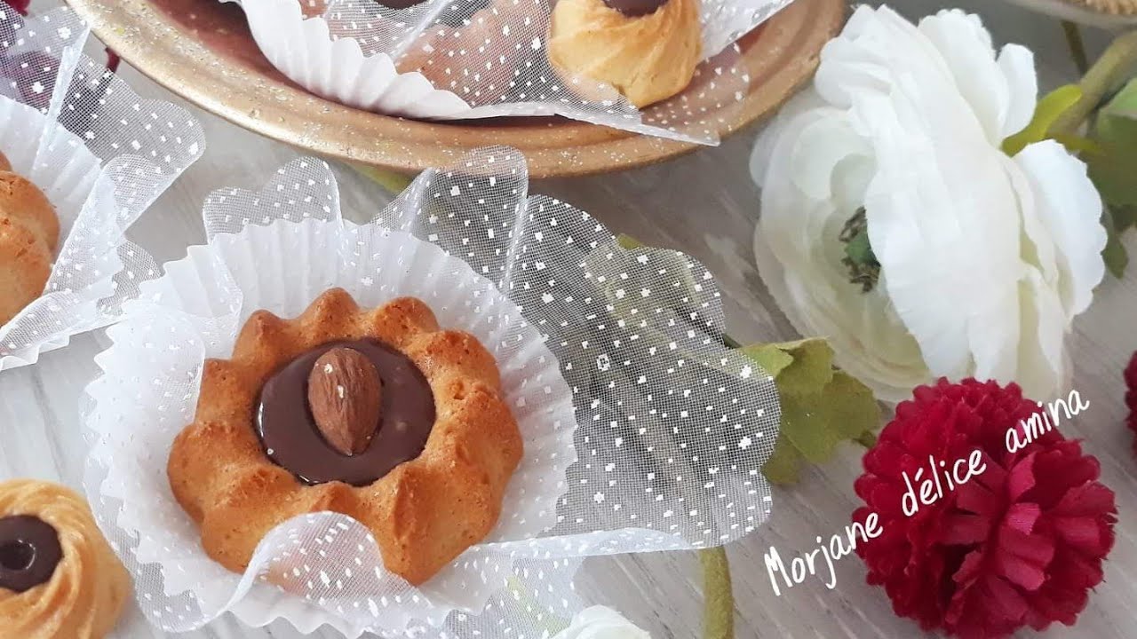 Sablés à la noix de coco et au chocolat
