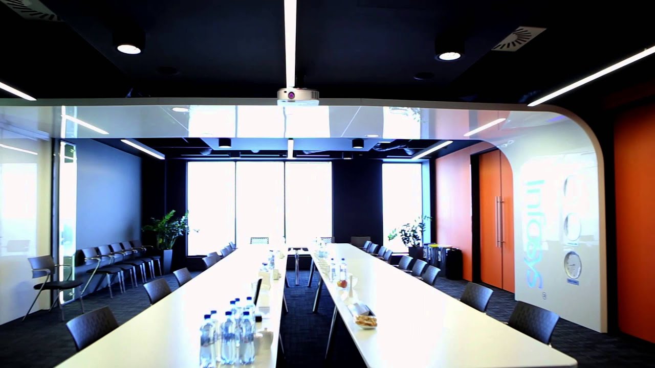 INTERIOR DESIGN IN GREEN HORIZON OFFICE BUILDING FOR INFOSYS POLSKA