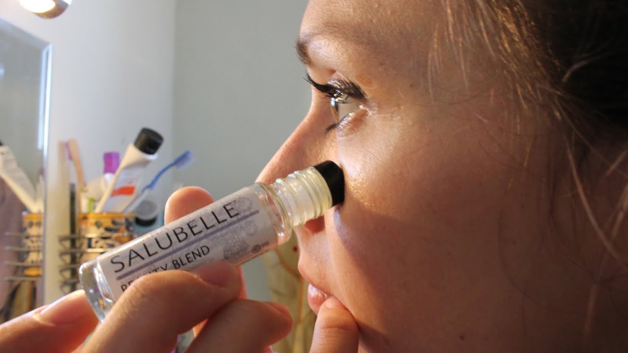 Cura del viso, emotività e aromaterapia