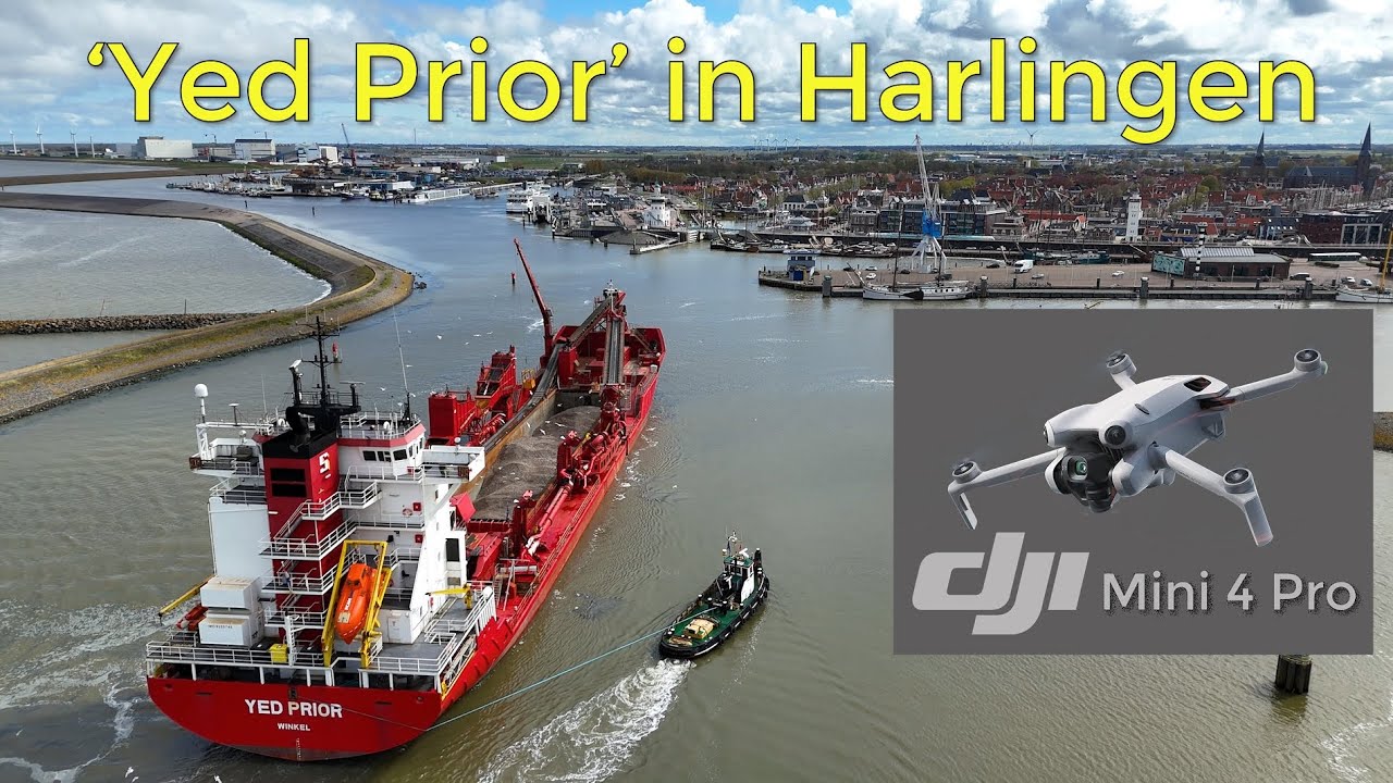 Hopperzuiger ‘Yed Prior’ in haven van harlingen, DJI Mini 4 Pro, 26 april 2024, 2 7k