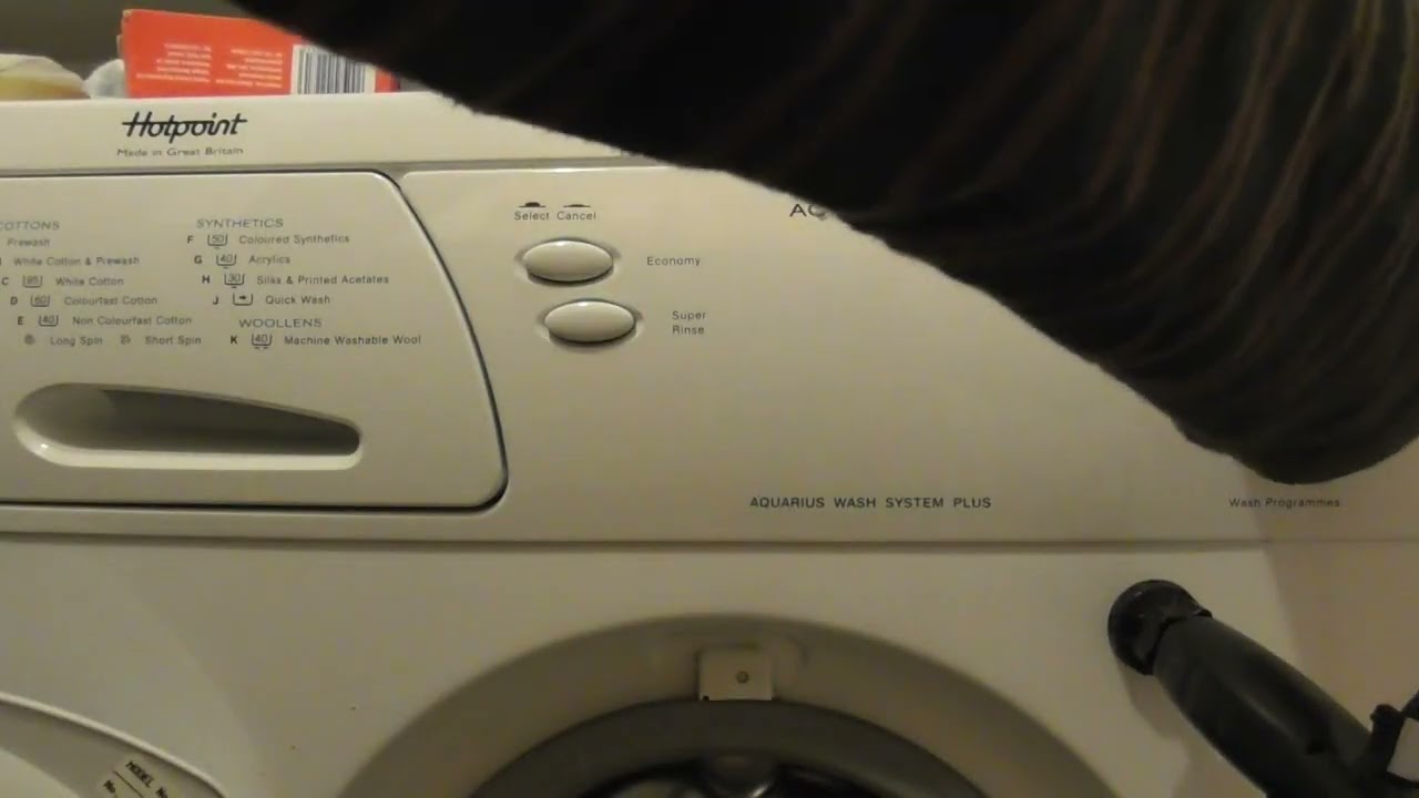 Hotpoint Aquarius 1000 WM62 washer, Programmes & Options