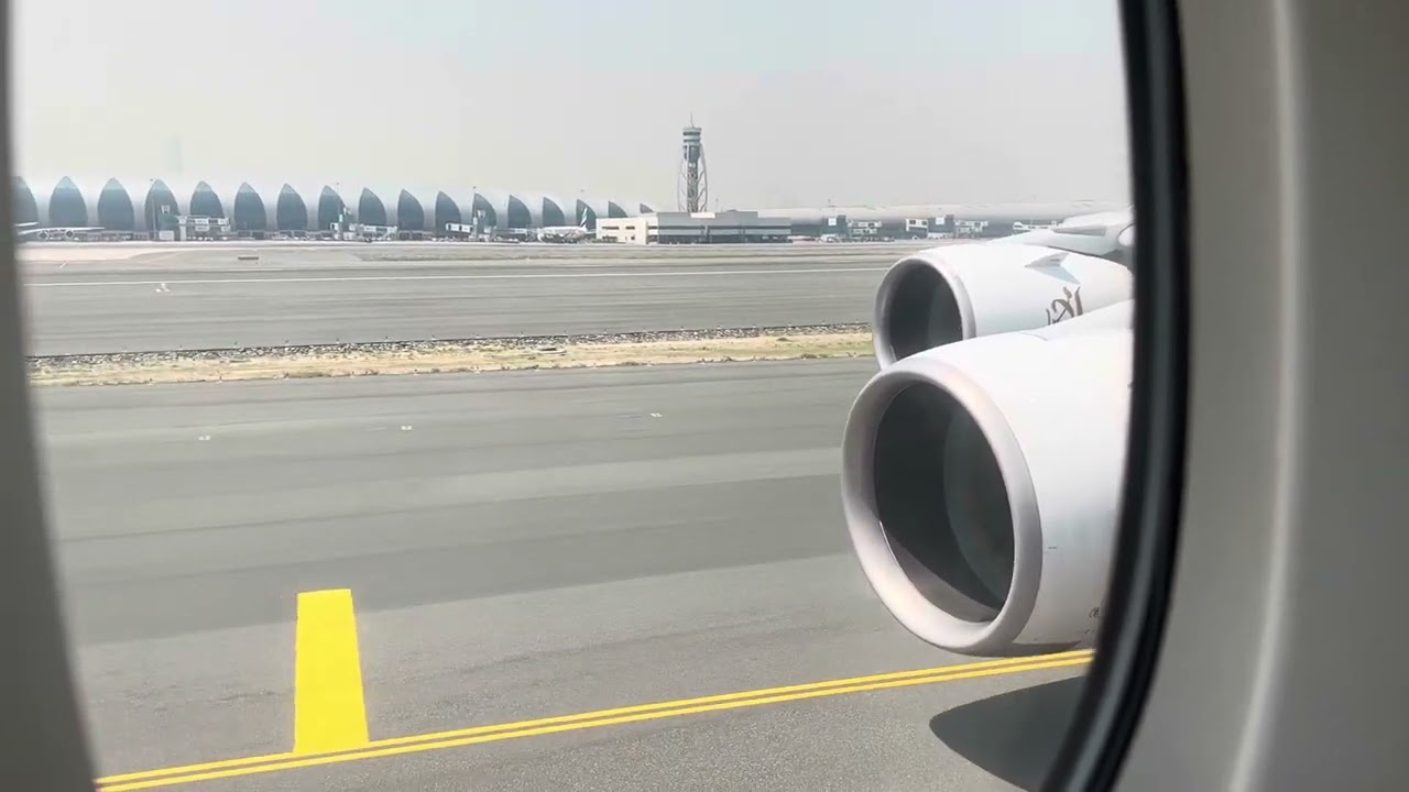 Emirates EK380 Dubai to Hong Kong (DXB-HKG) Airbus A380