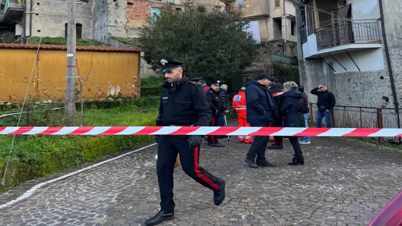 Tragedia a Bivongi: Un uomo si toglie la vita, paese affranto