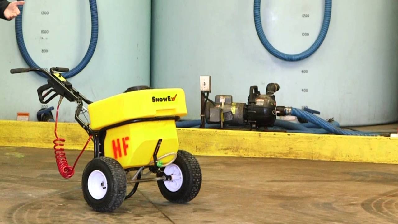 Hantho Farms: Making brine for snow removal - Snow Business 2016