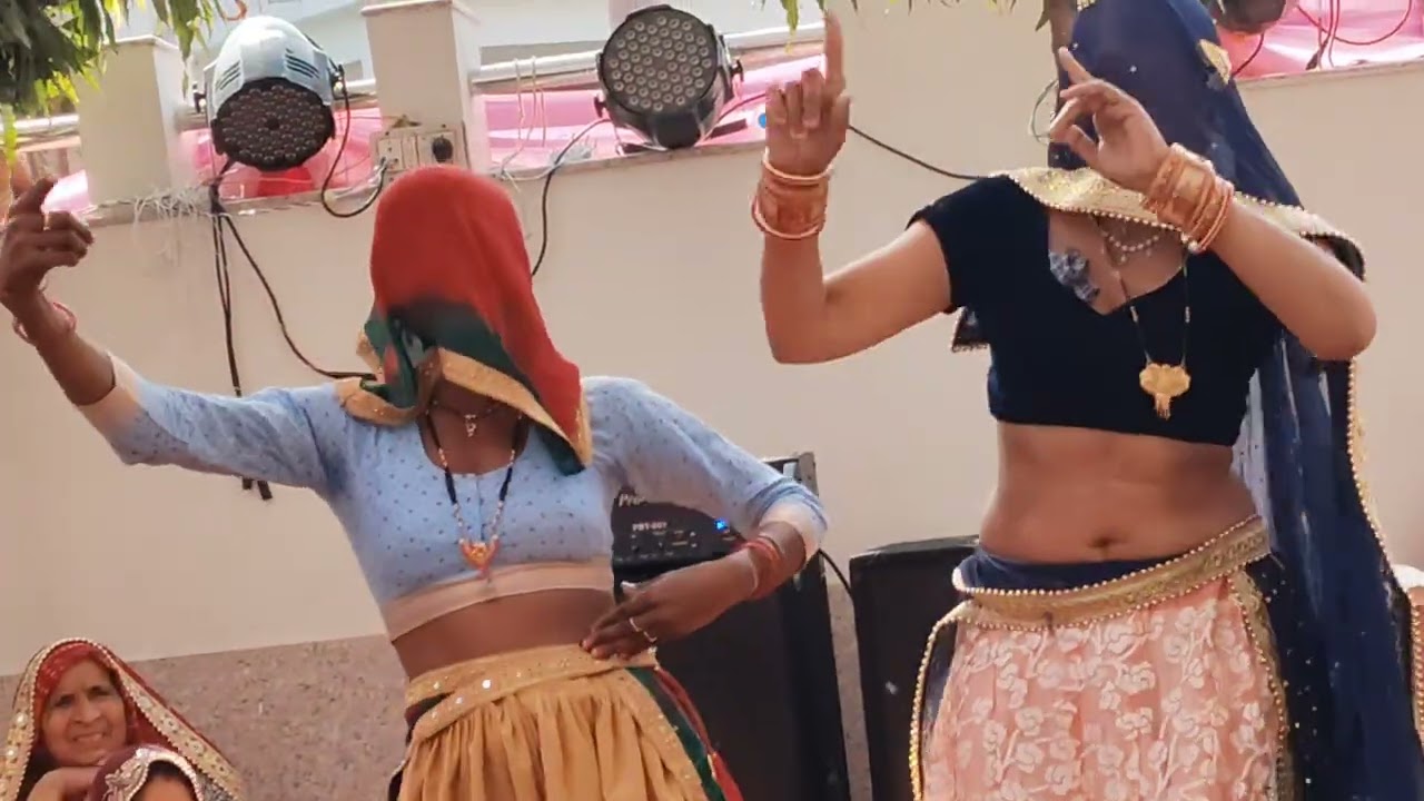  शादी मे चाची का डांस 🥰😄😁 dance video #trending #video #song#bolleywoodsong #viralvideo #youtube 