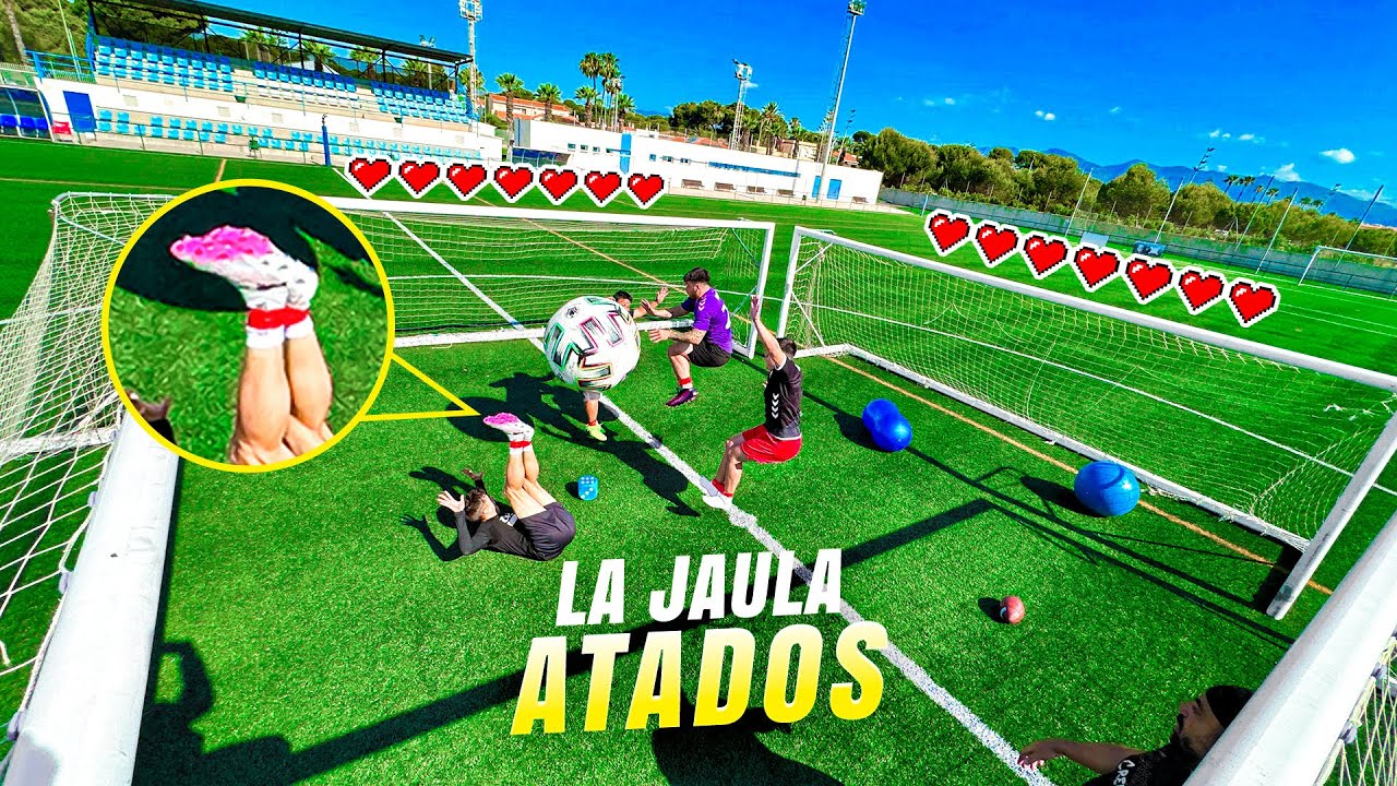 ⚽ JAULA 4 PORTERÍAS ATADOS 😨 ¡Retos de Fútbol!