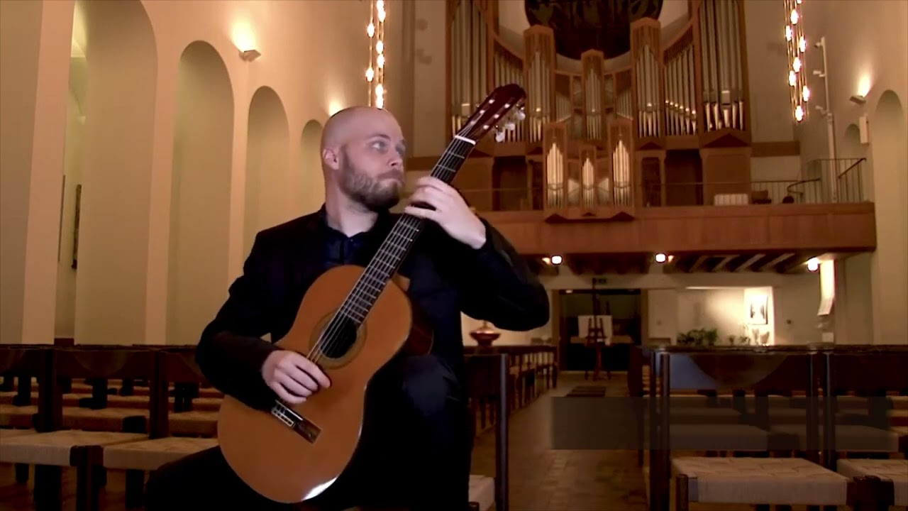 Guitarist Johan Smith plays Robert Schumann's Kinderszenen, Op.15 ‘Scenes of Childhood’