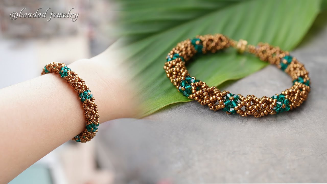 DIY emerald beaded bracelet with seed beads and swarovski bicone beads