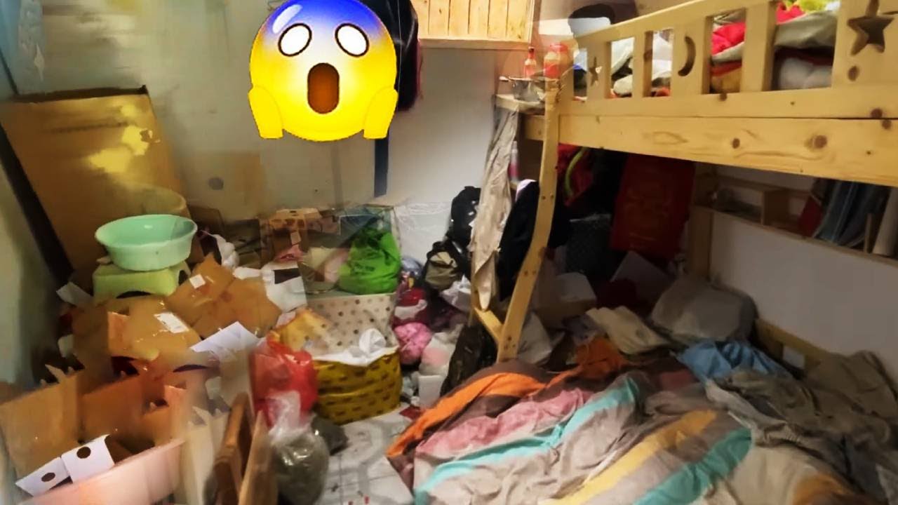 😥A Family Of Six Living In A Rubbish House!