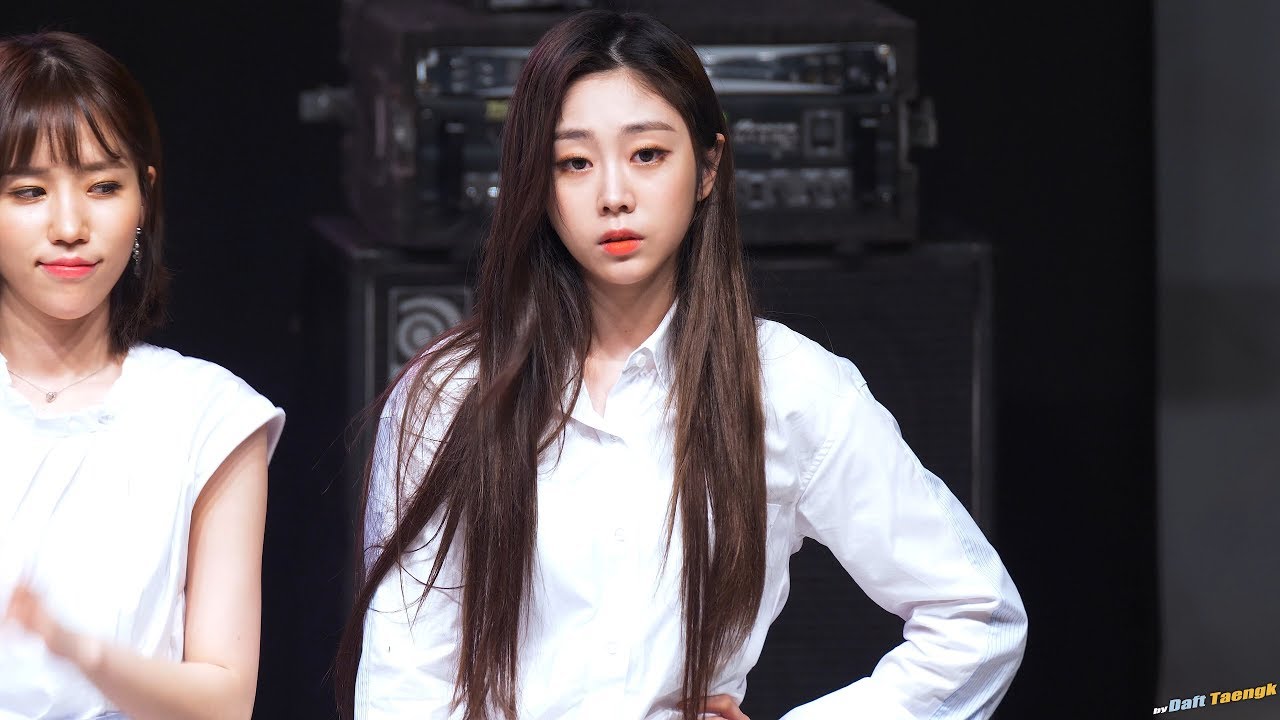 180515 많이 힘들어 보이는 지수 Jisoo 러블리즈 Lovelyz 토크 Talk @명지대 축제 4K 60P 직캠 by DaftTaengk