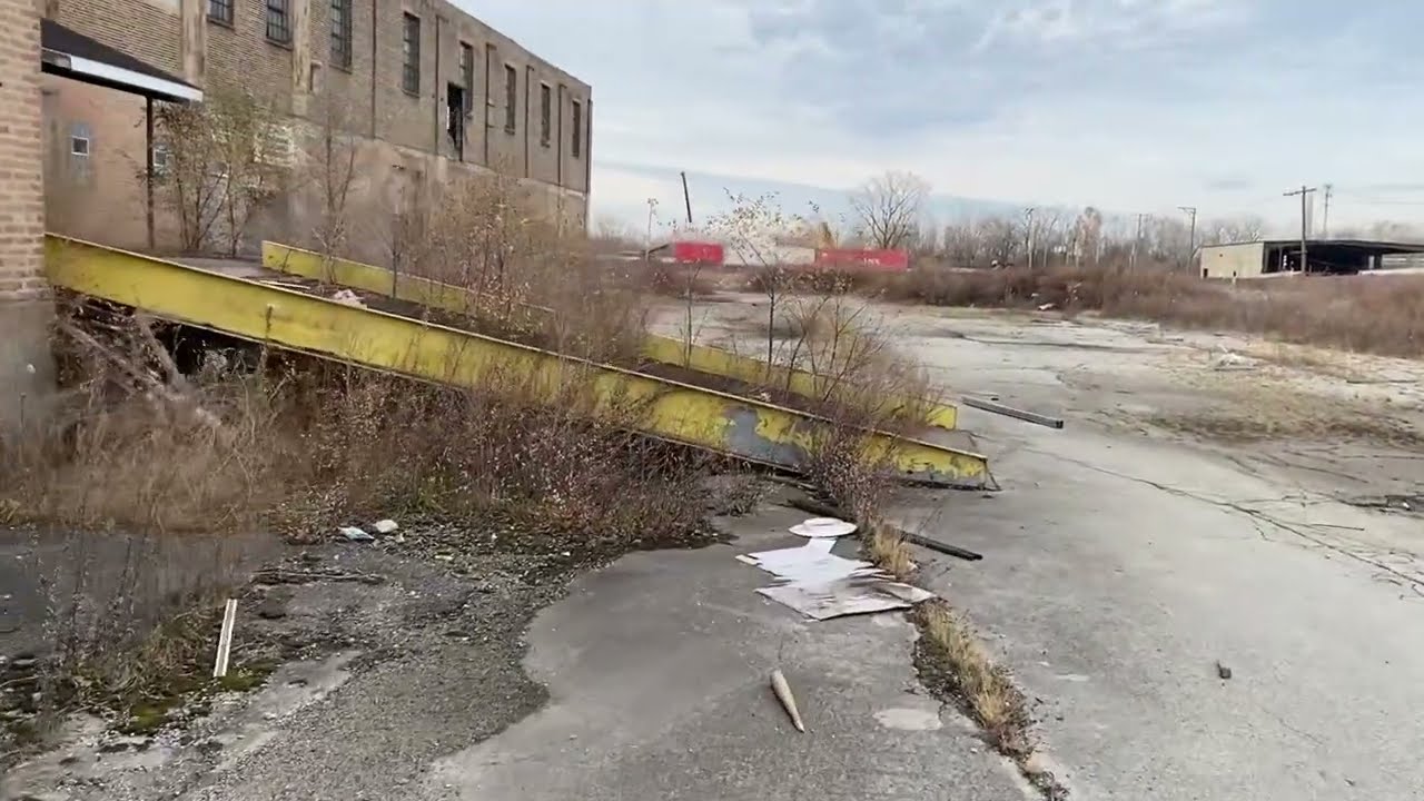 Explore with Acurryphotography. Abandon warehouses 