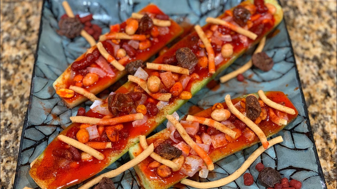 How to make Pepinos locos.