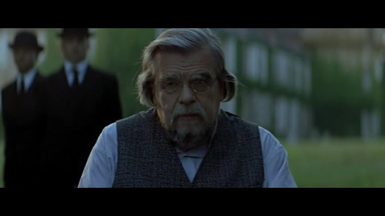 Michael Lonsdale dans 