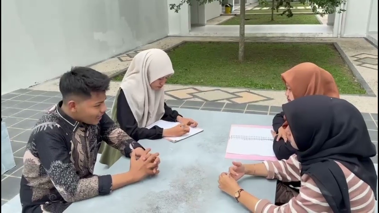 Gaya Kepemimpinan Laissez Faire (Kelompok 3) 