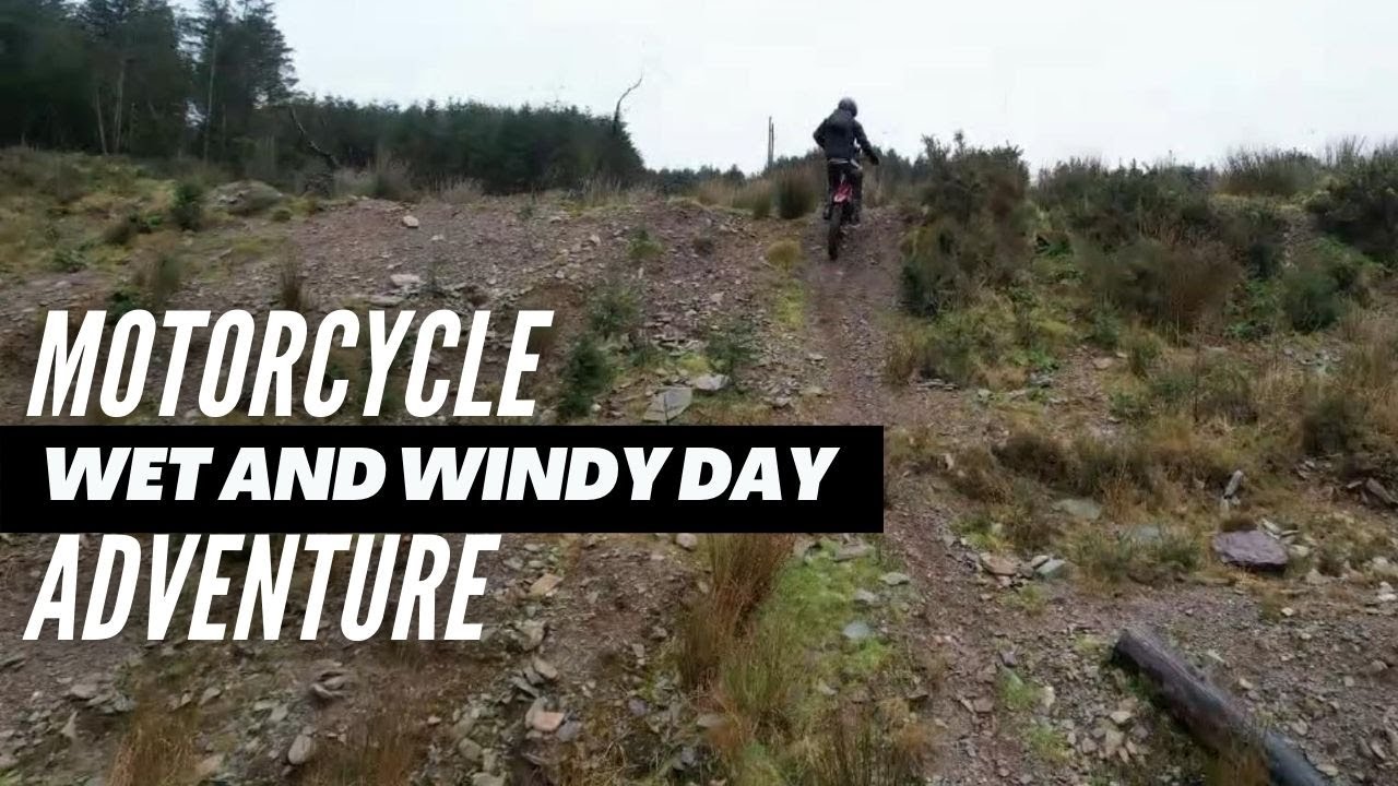 Montesa 4RT Having fun on Tracks and Trails