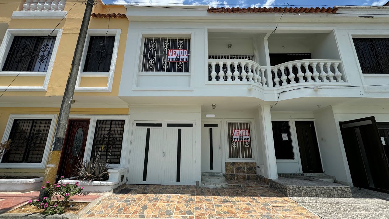 Casa de tres pisos en venta Barrio Las Flores Palmira Valle del Cauca Colombia