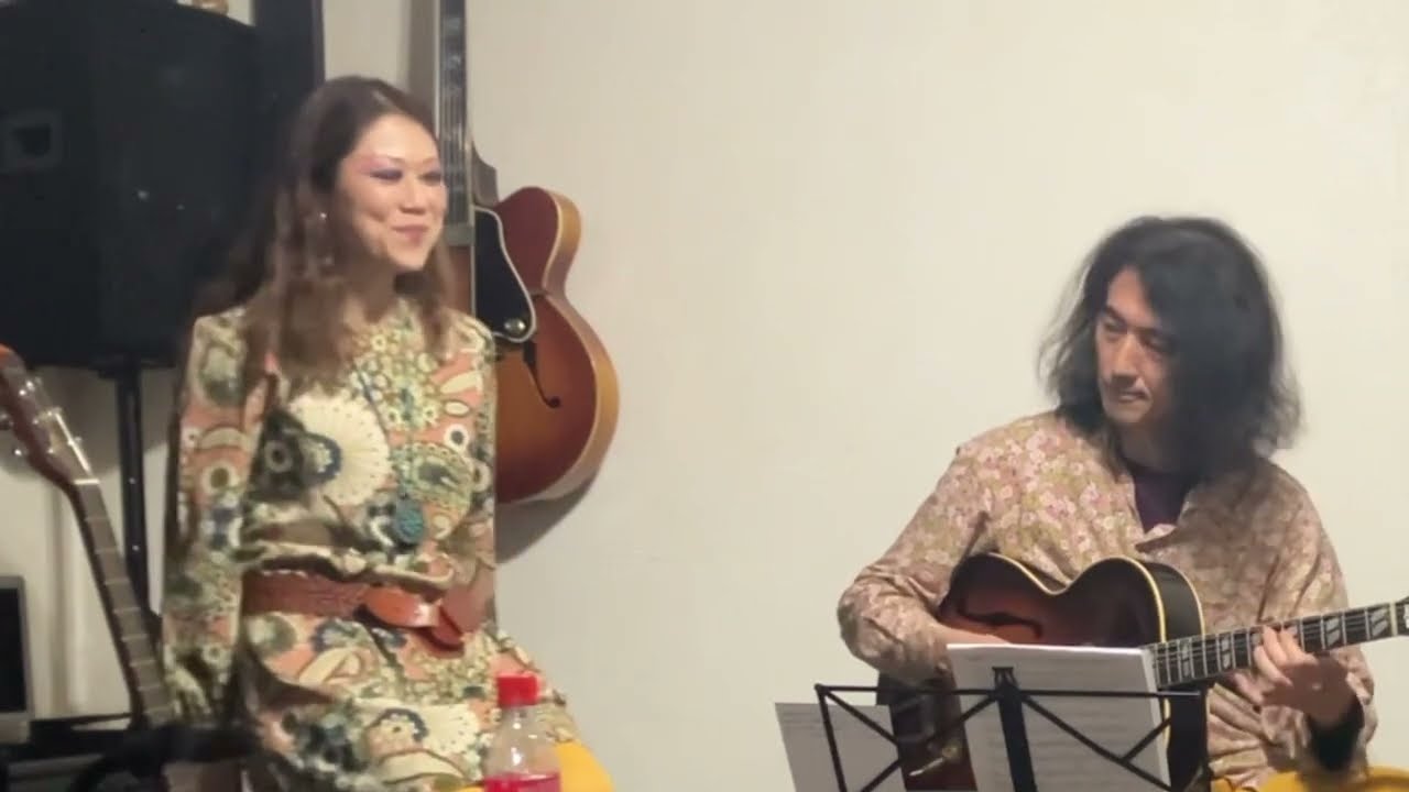 I'm Forever Blowing Bubbles / Vocal Guitar Duo @FuminoandYuji