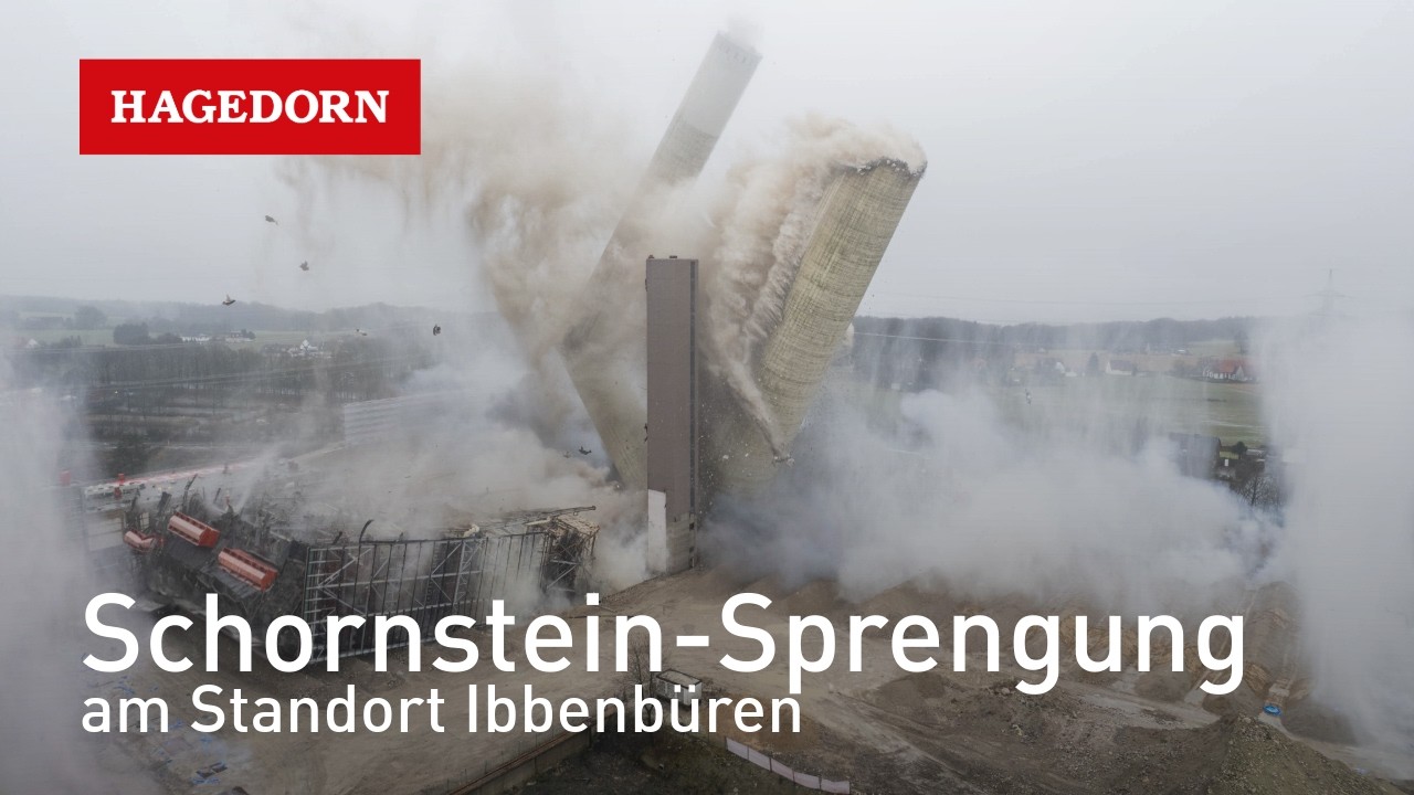 Schornstein-Sprengung am Kraftwerk in Ibbenb&uuml;ren