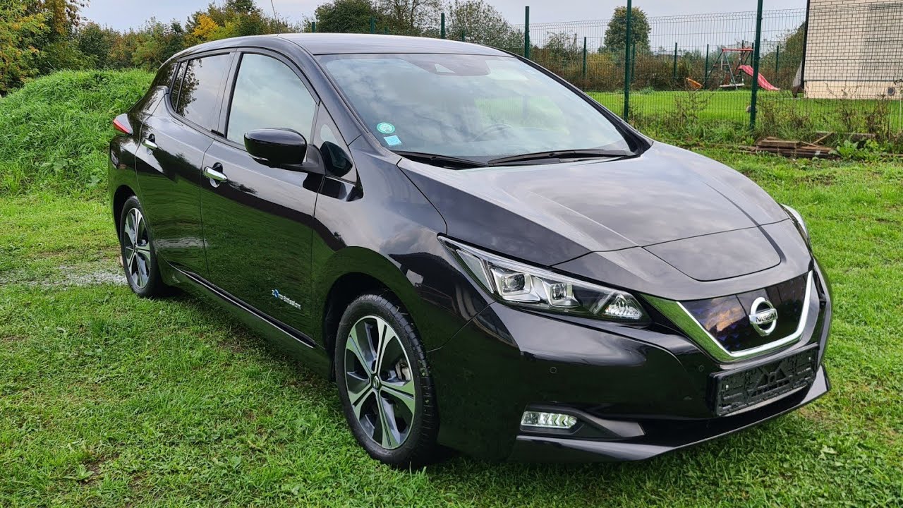 Nissan leaf ZE1 2019 40 kwh. Запаска!! Руccкий язык!! Большой дисплей!! И даже домкрат :)!! Tekna!!