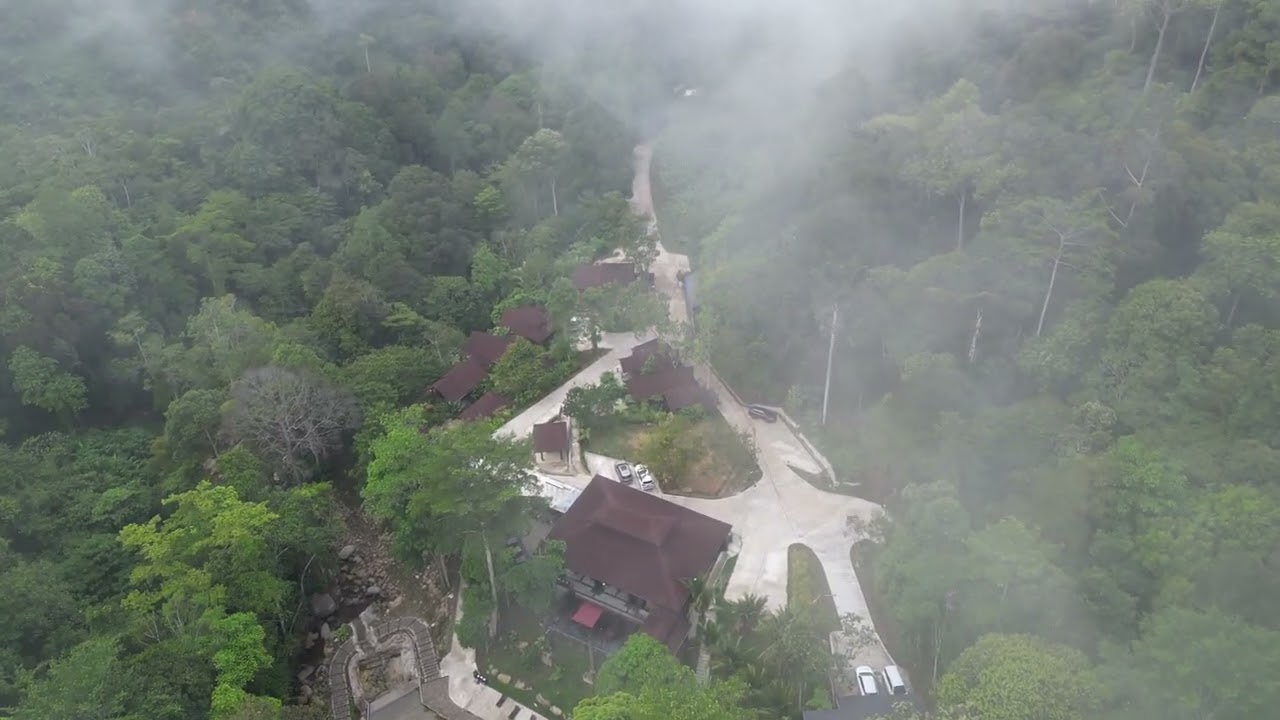 Naluyan Jungle Lodge in Tenom, Sabah