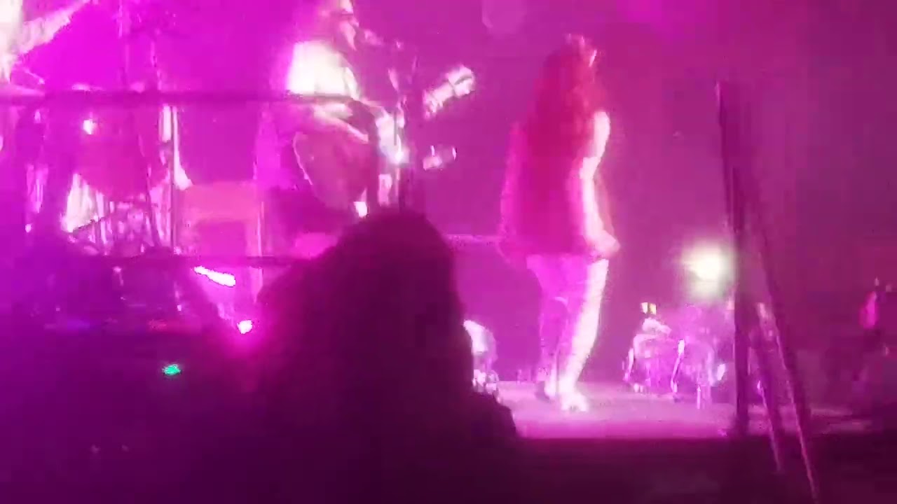 CMAT @ Sheffield Octagon 26.11.2025 (Euro Country Tour) 