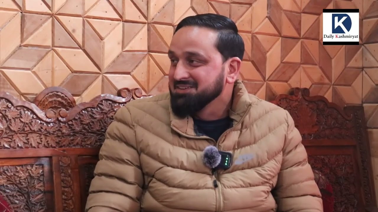 **Watch** Arshid Dar in Conversation With Ustaad  Abdul Rashid Hafiz