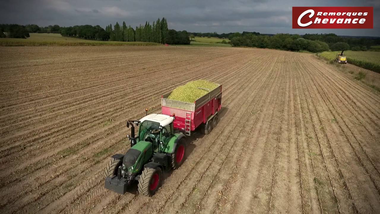 Remorque à benne monocoque CHEVANCE Farmer à l'ensilage 2016