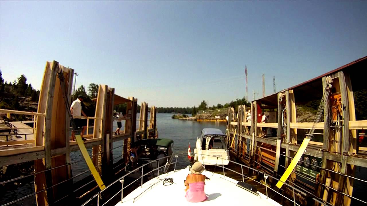 Big Chute Marine Railway - Full Ride Over Sea Ray 400 Sedan Bridge