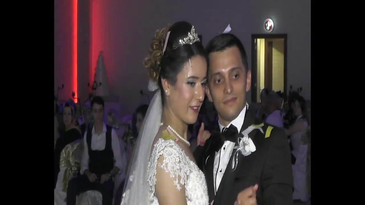 EZGİ İLE HÜSEYİN DÜĞÜN TÖRENİ 1