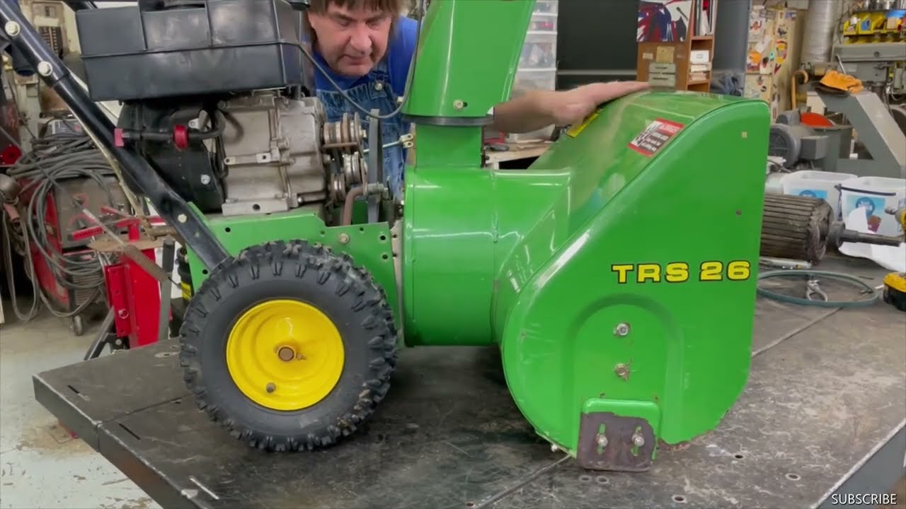 John Deere TRS26 Snowblower: Propeller Problems