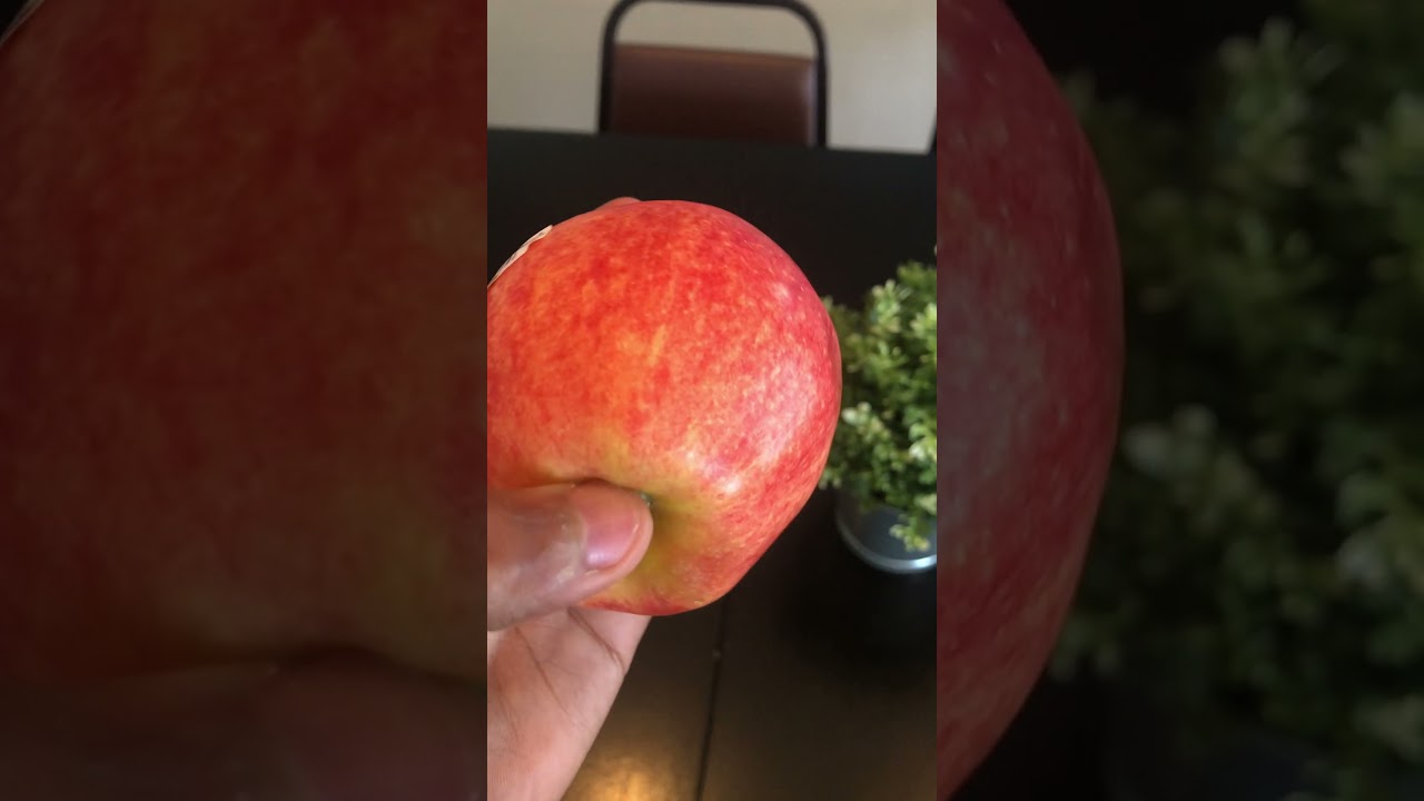 How many calories are in 1 apple