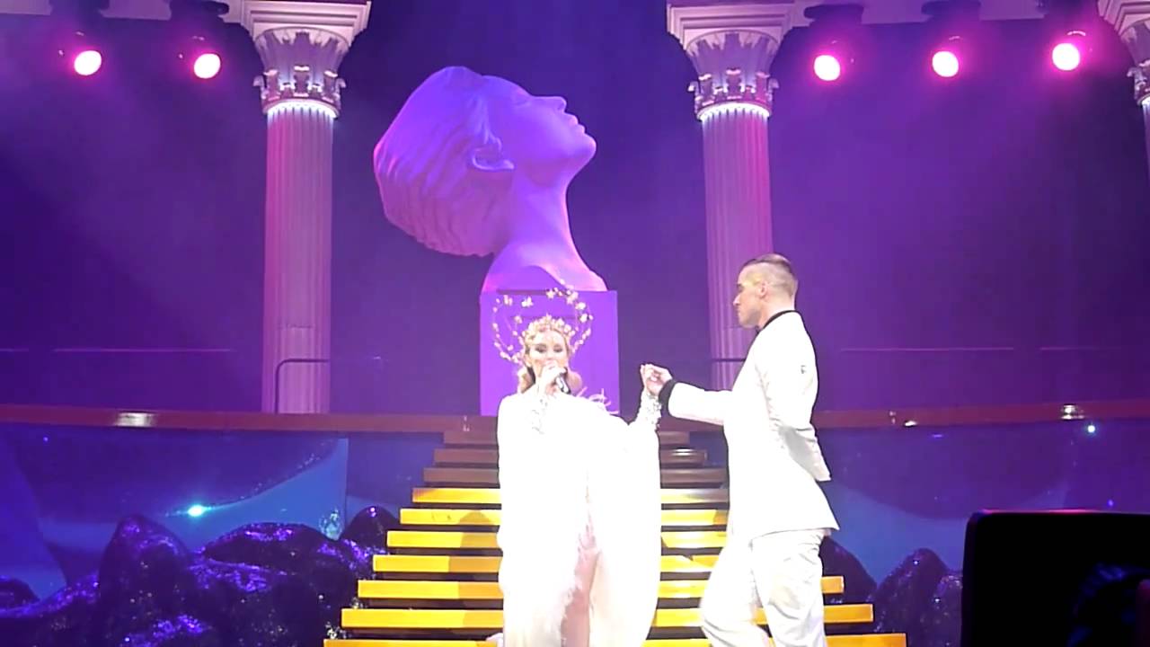 [HD] Kylie Minogue, APHRODITE LES FOLIES 2011 TOUR, Herning, Denmark, Everything Is Beautiful